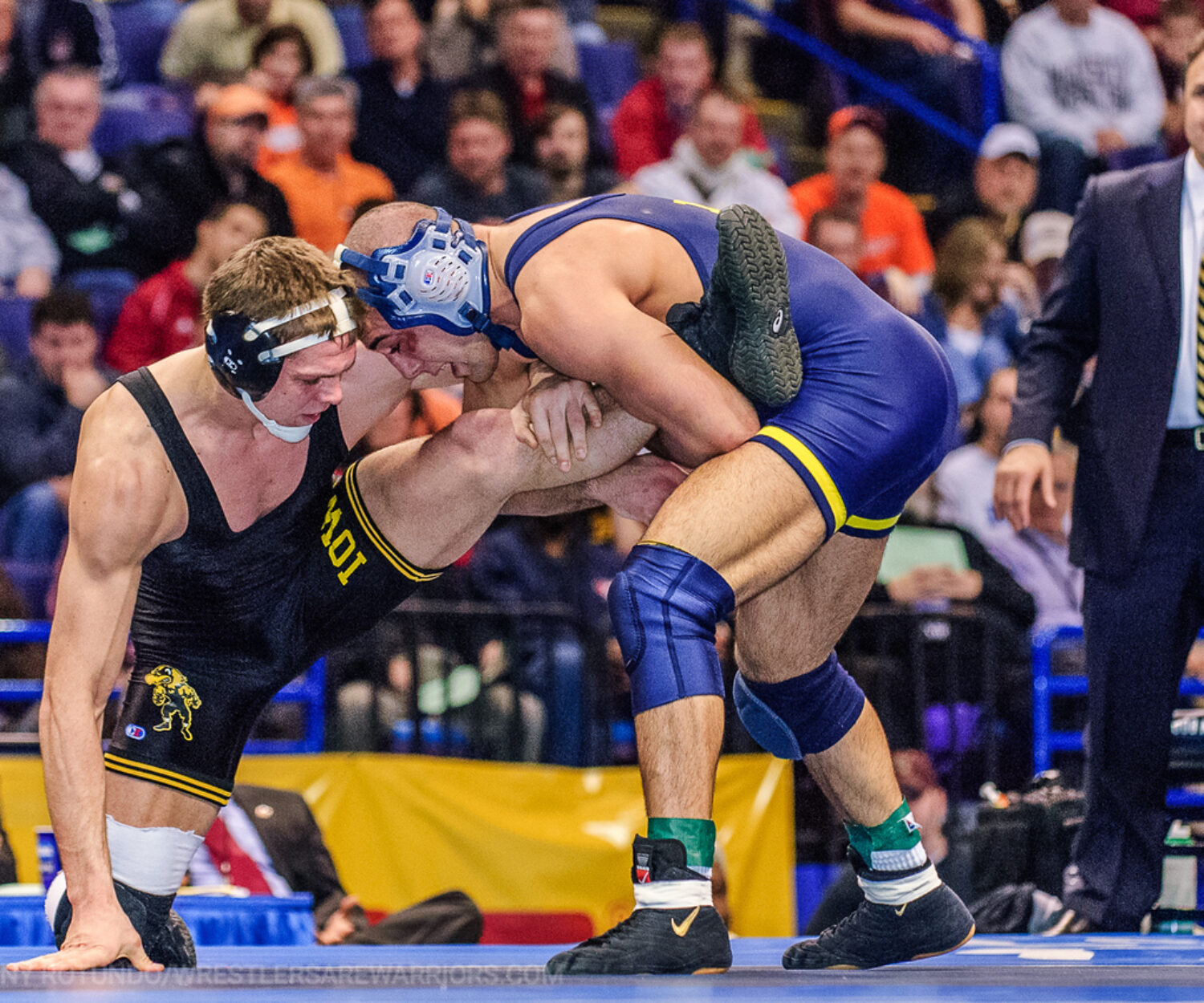 165 Finalr#2 Mark Perry, sr, Iowa vs. #1 Eric Tannenbaum, sr, Michigan